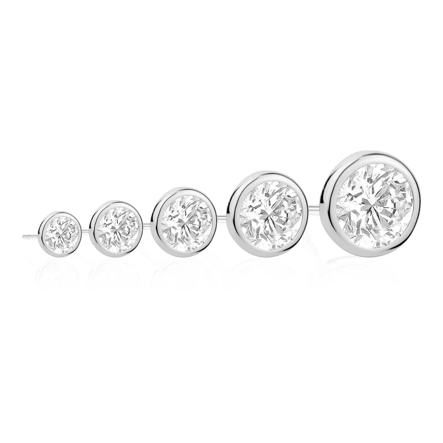 MISS MIMI-6mm Bezel Studs in White