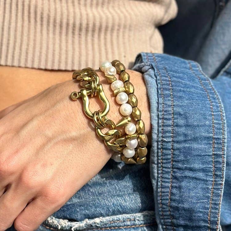 RH-CHAIN: SHACKLE BRACELET
