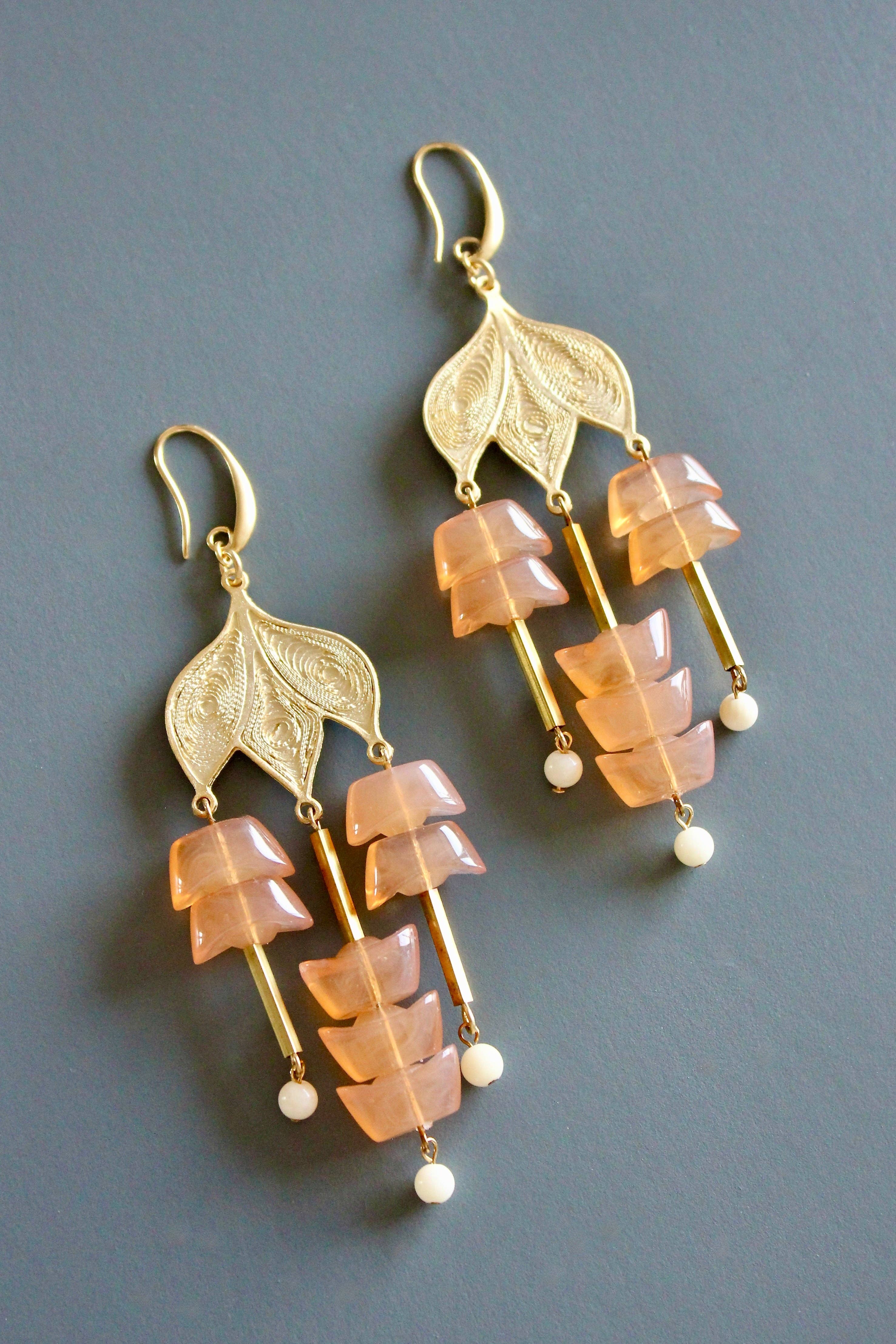 MLNE58 Peach glass and gold plate chandelier earrings