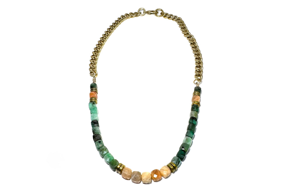 RN-EMERALD & PEACH MOONSTONE NECKLACE