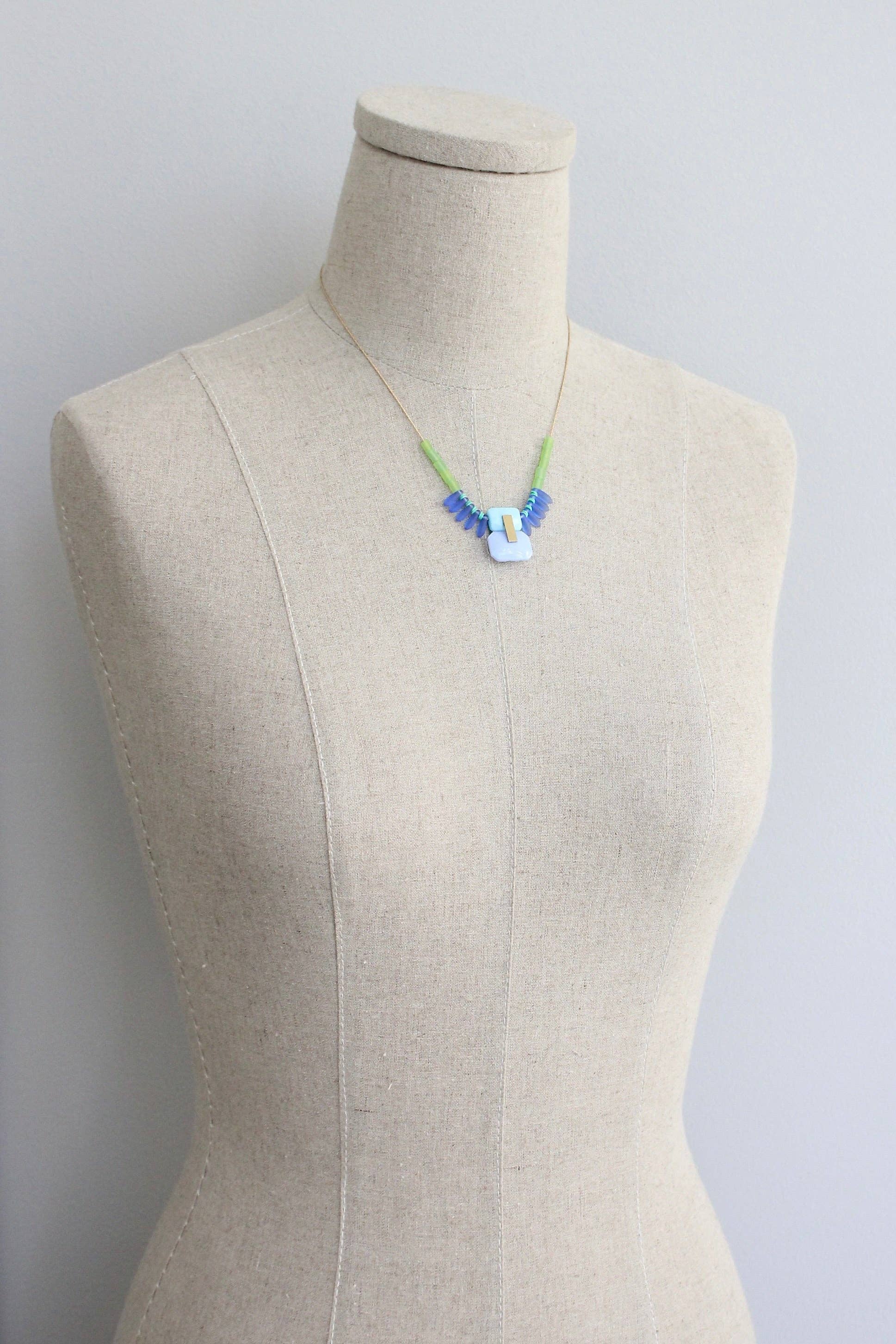 KYL617 vintage glass necklace