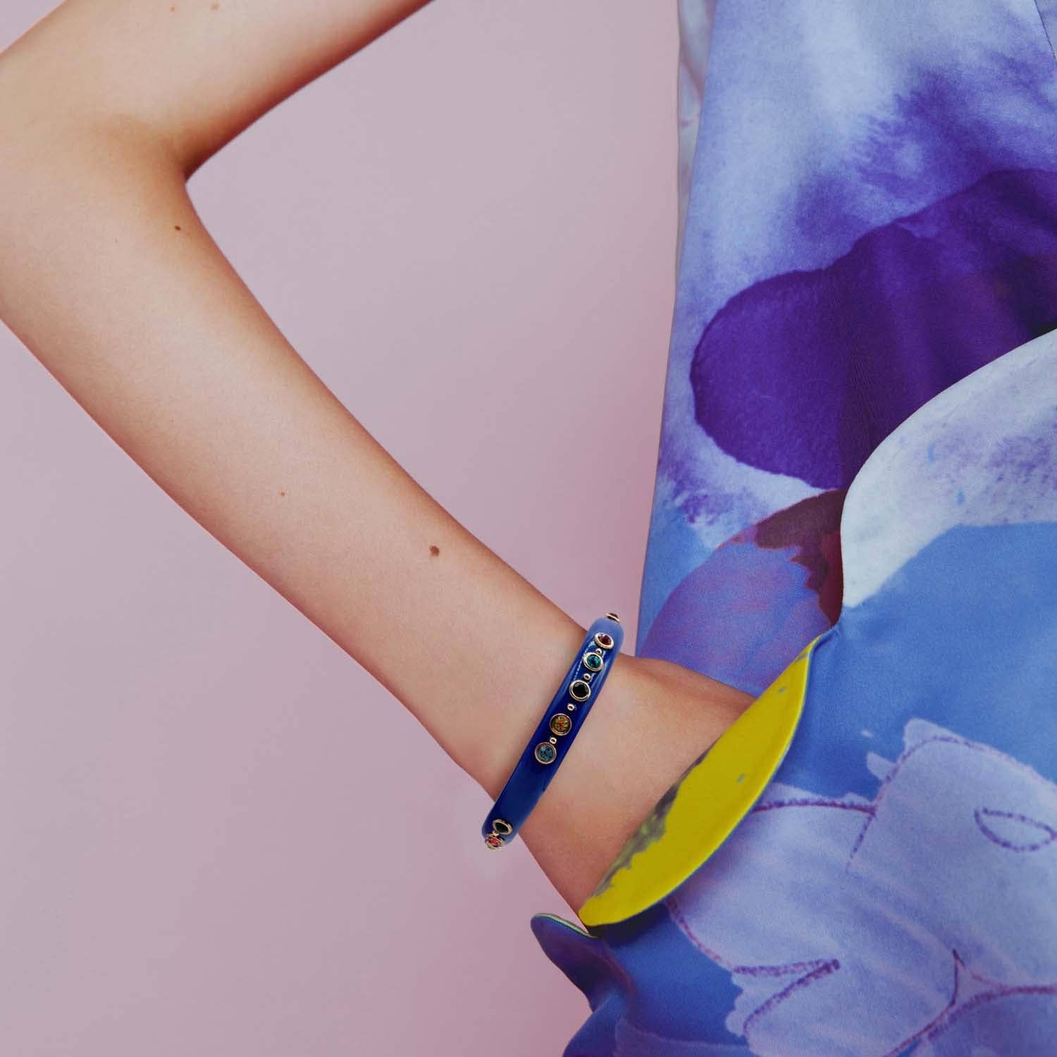 Navy Resin Studded Resin Bangle