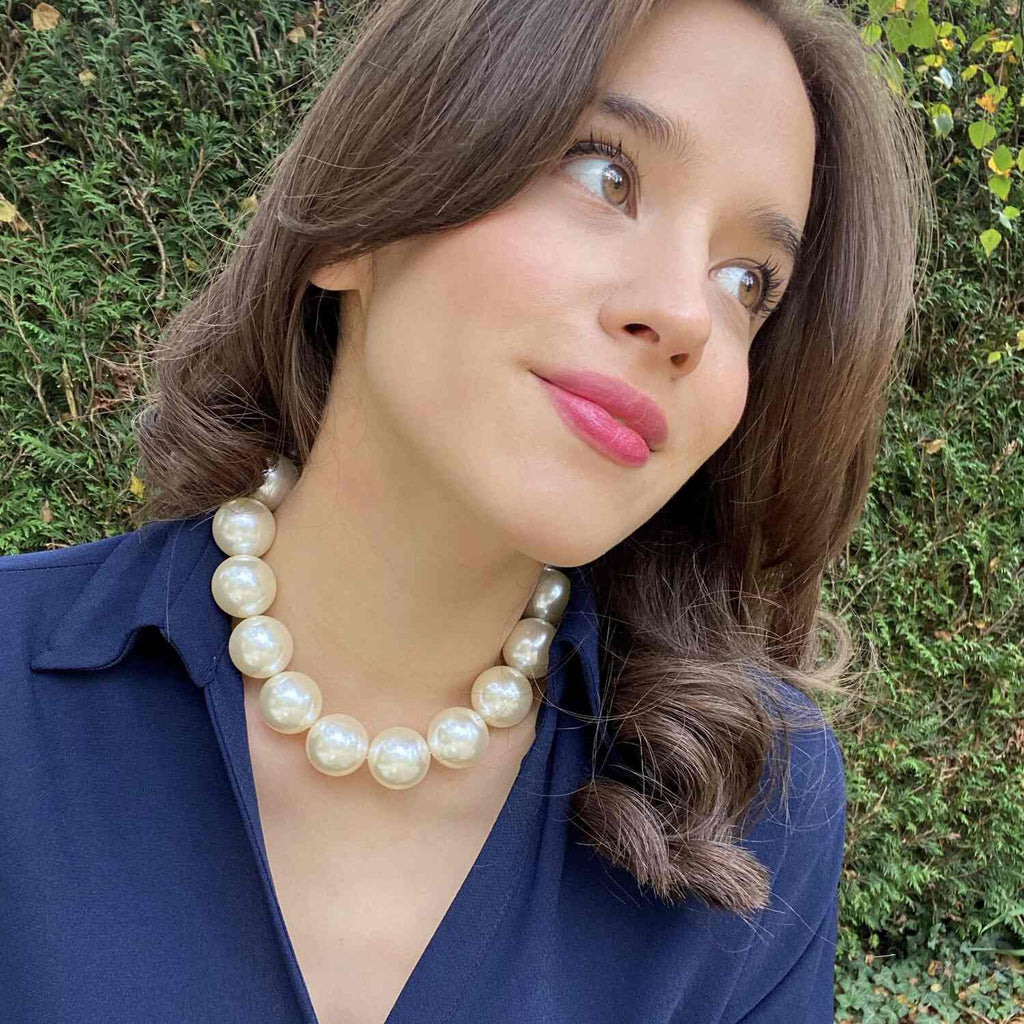 Lucy Pearl Gumball Size Choker: 15 1/2" With 2" Extender