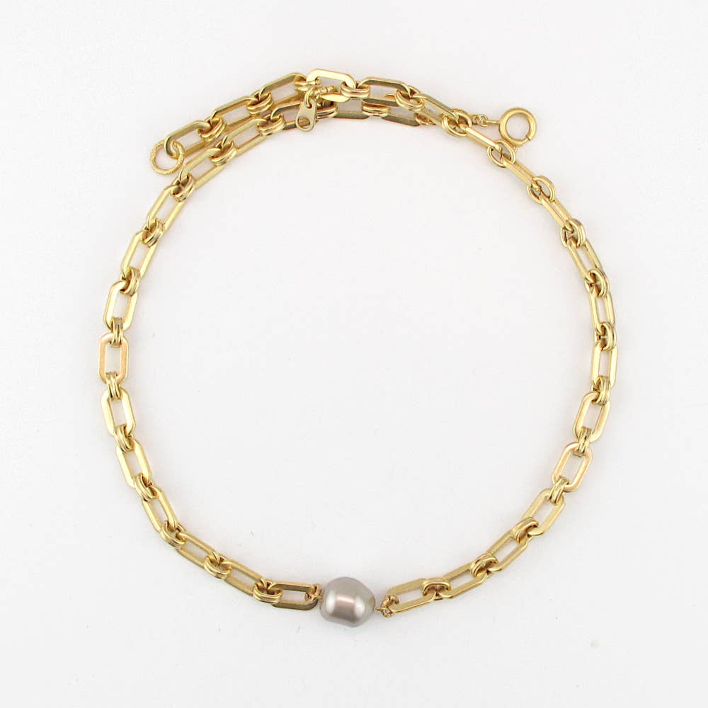 Gretel Pearl Necklace